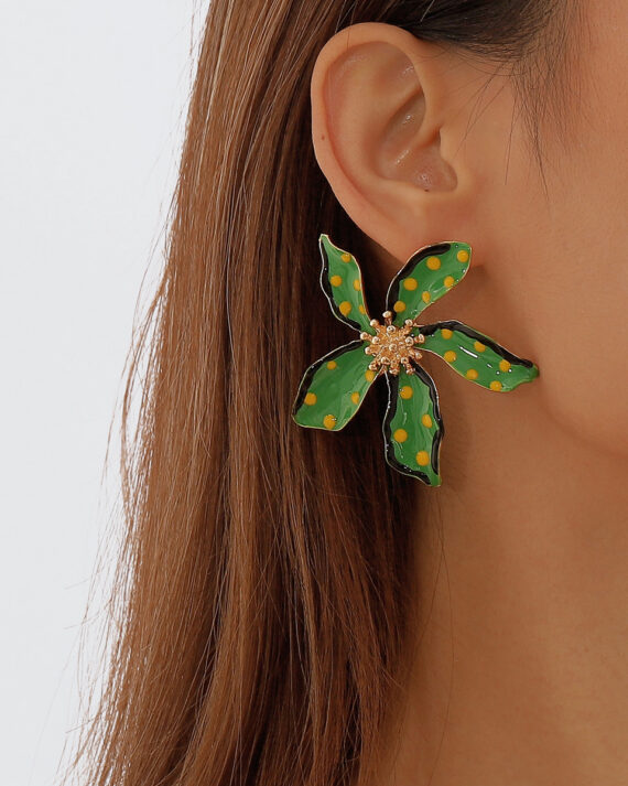 Flower Wave Point Earrings