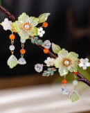 Vintage Emerald Green Alloy Pearl Colored Glaze Tassel Hairpin