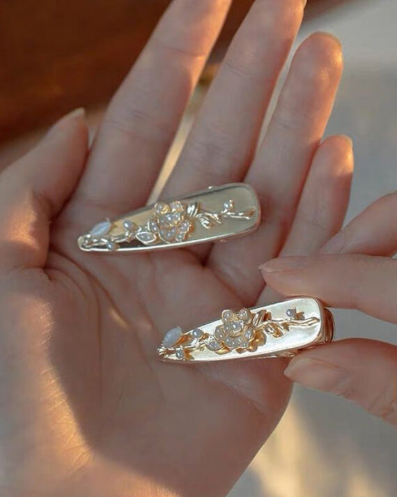 French Gold Alloy Pearl Floral A Pair Hairpin